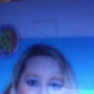 Meet your Posher, Lorie